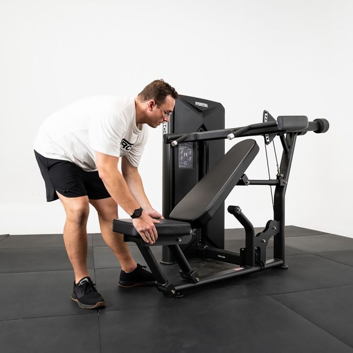 Presse à Poitrine et Épaules Kinetic Series