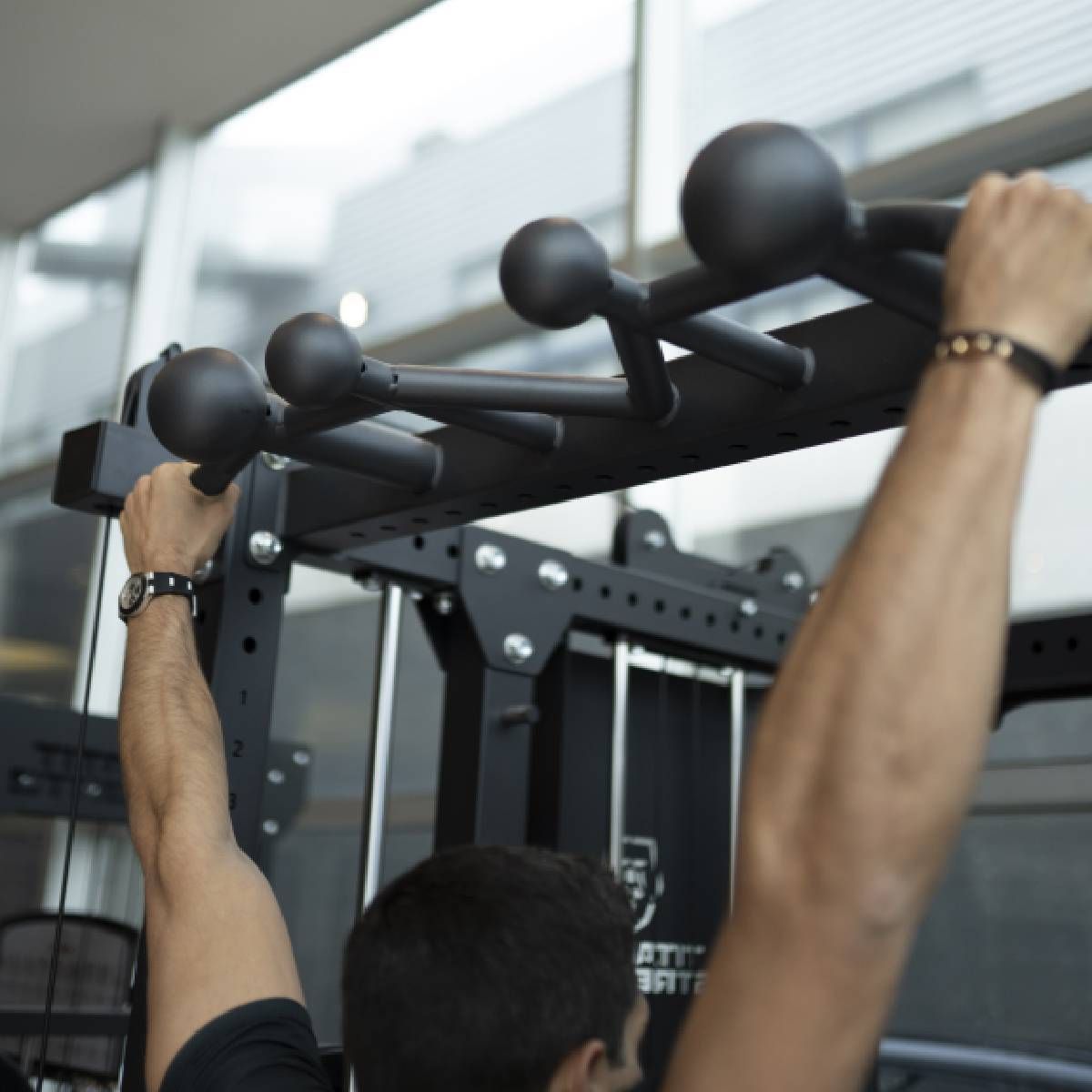 Smith Machine Multifonctionnelle B500 PRO - Machine Smith Commerciale à Double Poulie + Rack