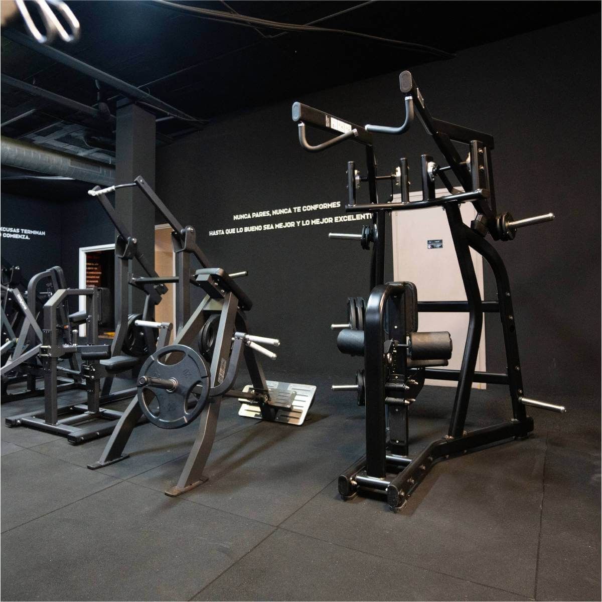 TIRAGE DORSAL ISO-LATÉRALE BLACK SERIES