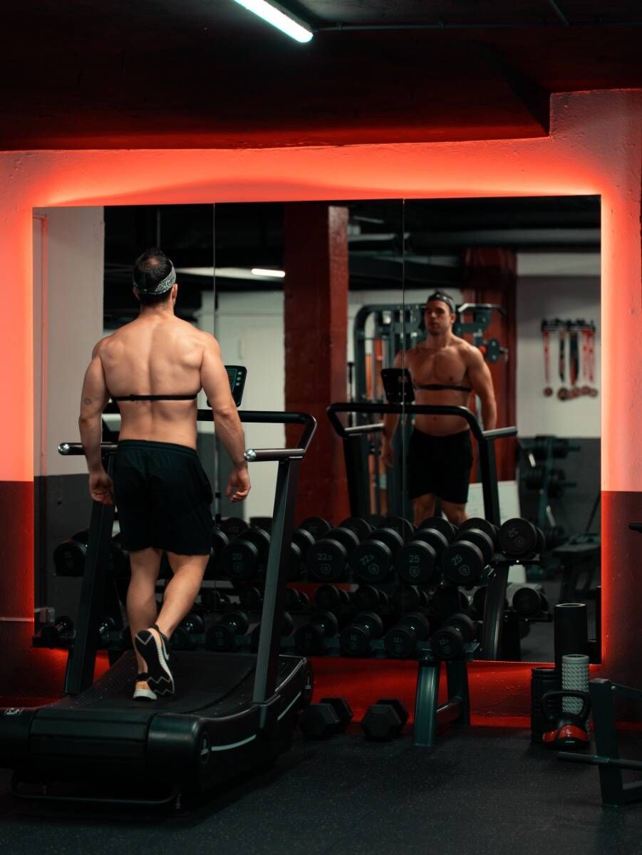 Tapis de course incurvé Pro - Commercial