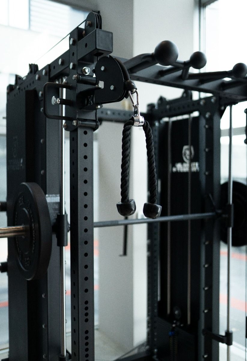 Smith Machine Multifonctionnelle B500 PRO - Machine Smith Commerciale à Double Poulie + Rack