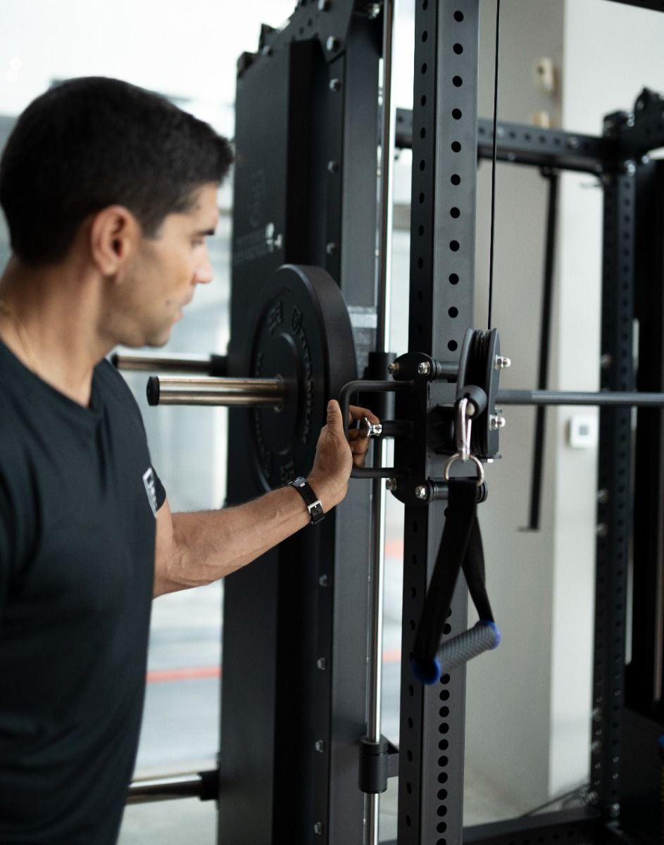 Smith Machine Multifonctionnelle B500 PRO - Machine Smith Commerciale à Double Poulie + Rack