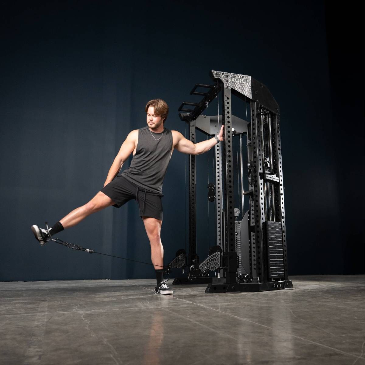 Functional Trainer Rack – Double Poulie Réglable + Rack