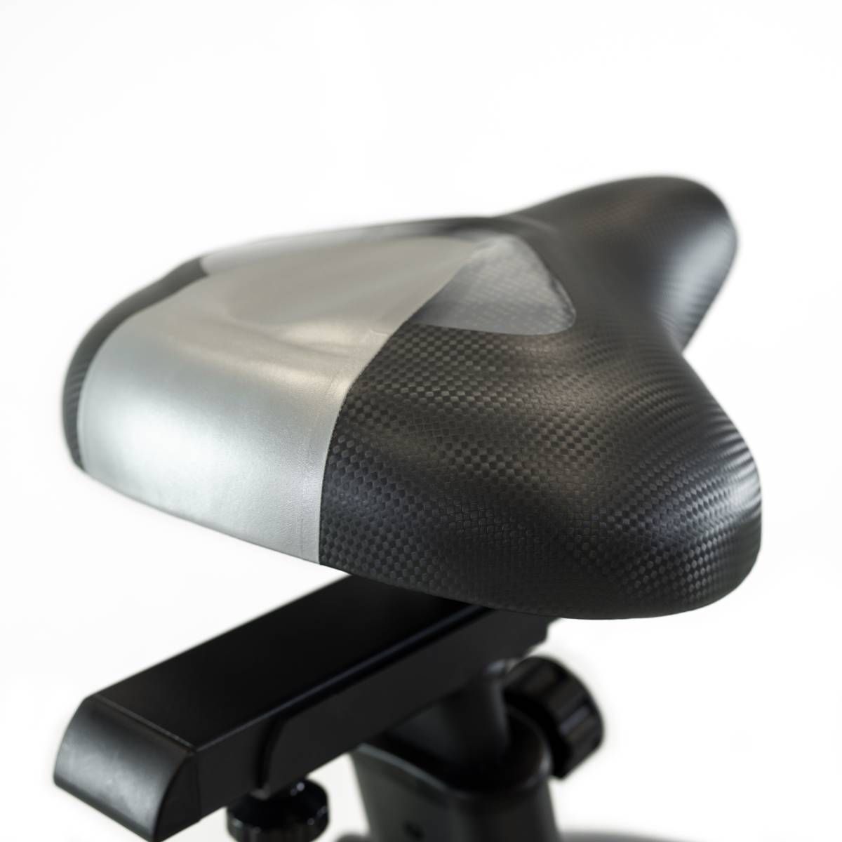 VÉLO D'APPARTEMENT VERTICAL COMMERCIAL ST900 LCD