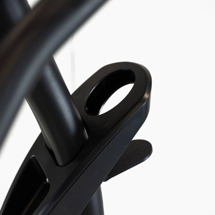 VÉLO D'APPARTEMENT VERTICAL PROFESSIONNEL ST900 TFT MULTIMEDIA AVEC ÉCRAN TACTILE DE 10 POUCES