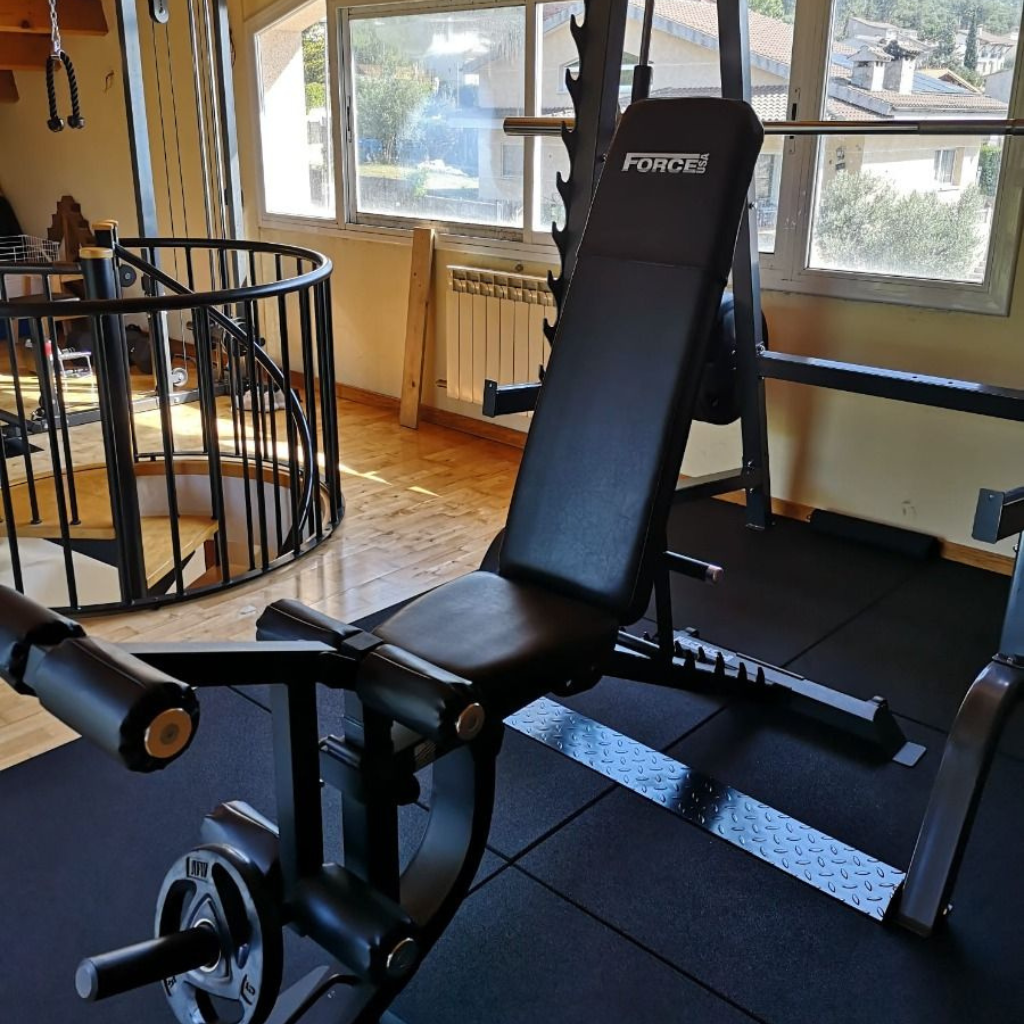 Banc Réglable avec Pupitre de Biceps et Extension de jambes - Force USA MyBench