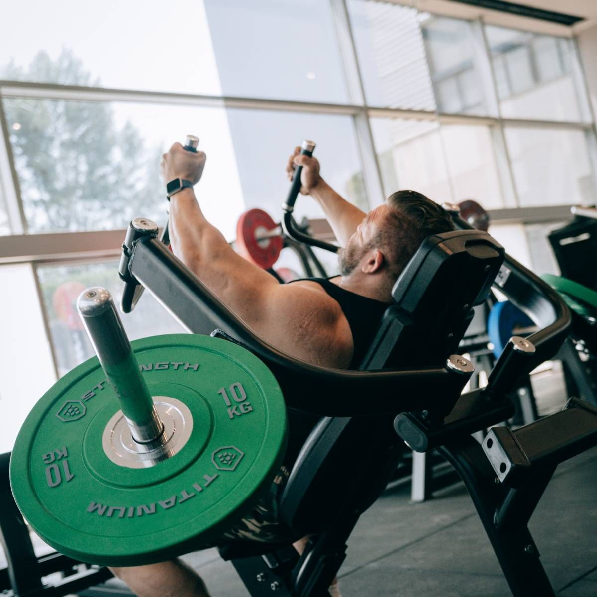 INCLINE PEC FLY ISO-LATÉRALE BLACK SERIES