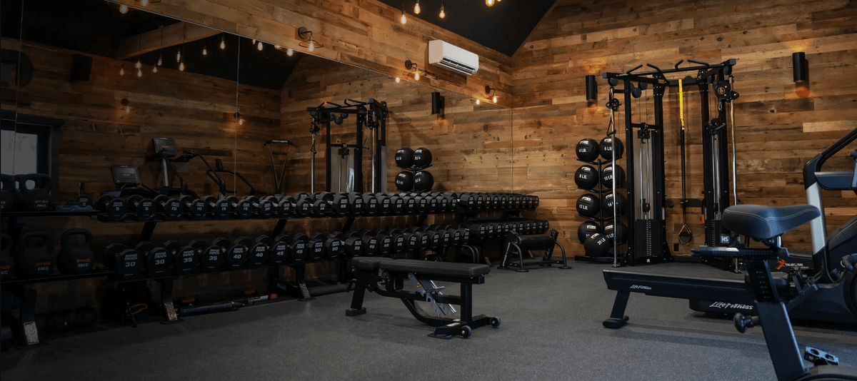 10 exercices avec une station de musculation