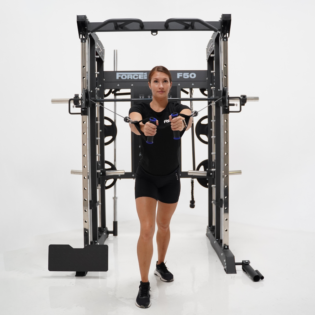 Station de musculation compacte F50 V2 Force USA