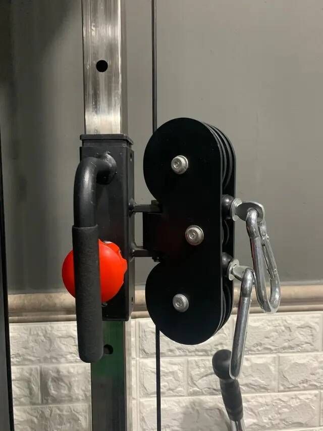 Poulie vis-à-vis PRO